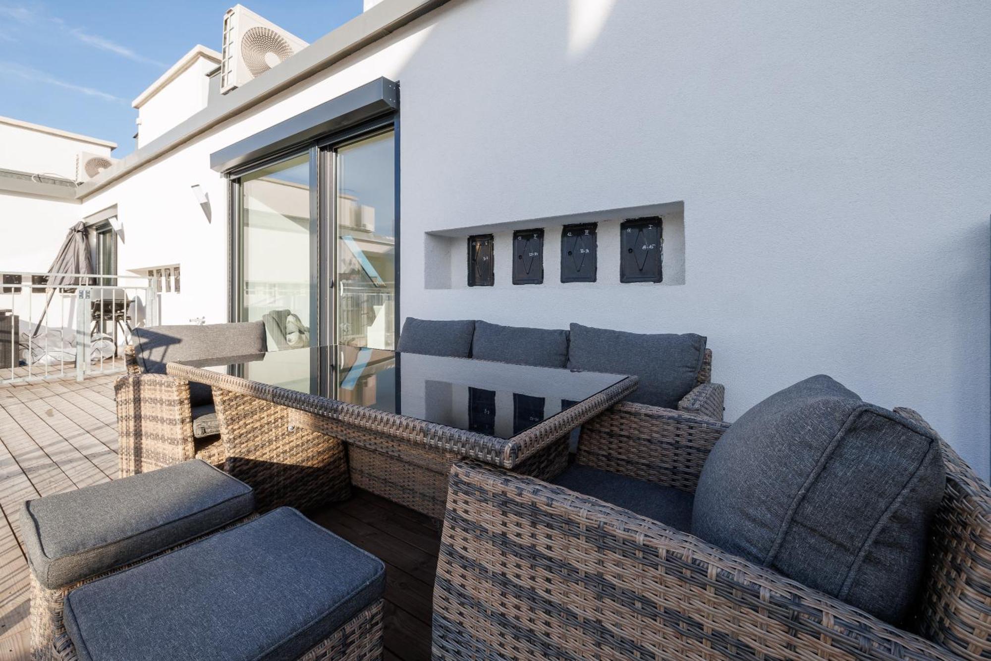 Symphony Apartments 41 - Modern Loft With Terrace And Grill In Central Location Vienna Esterno foto
